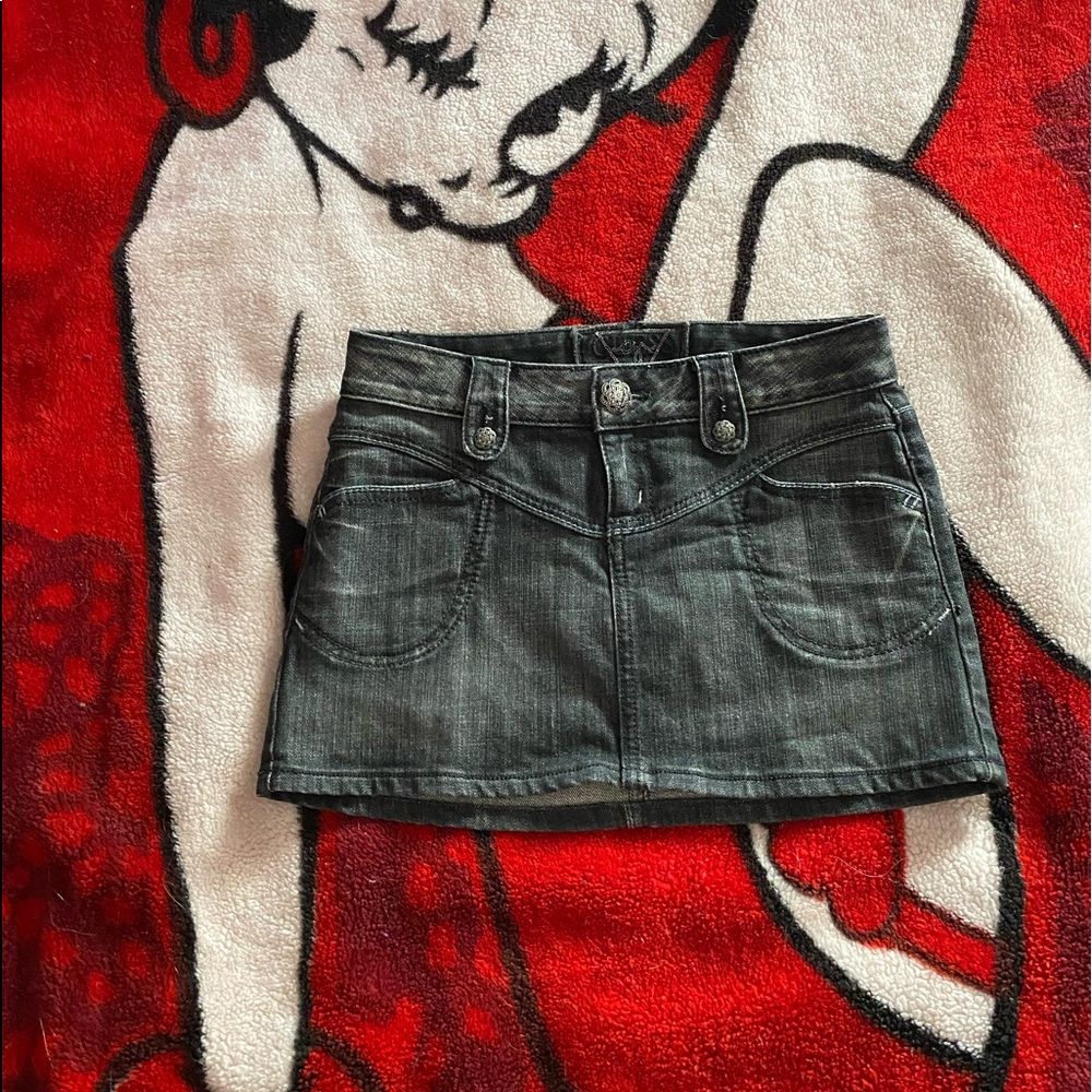 Guess miniskirt